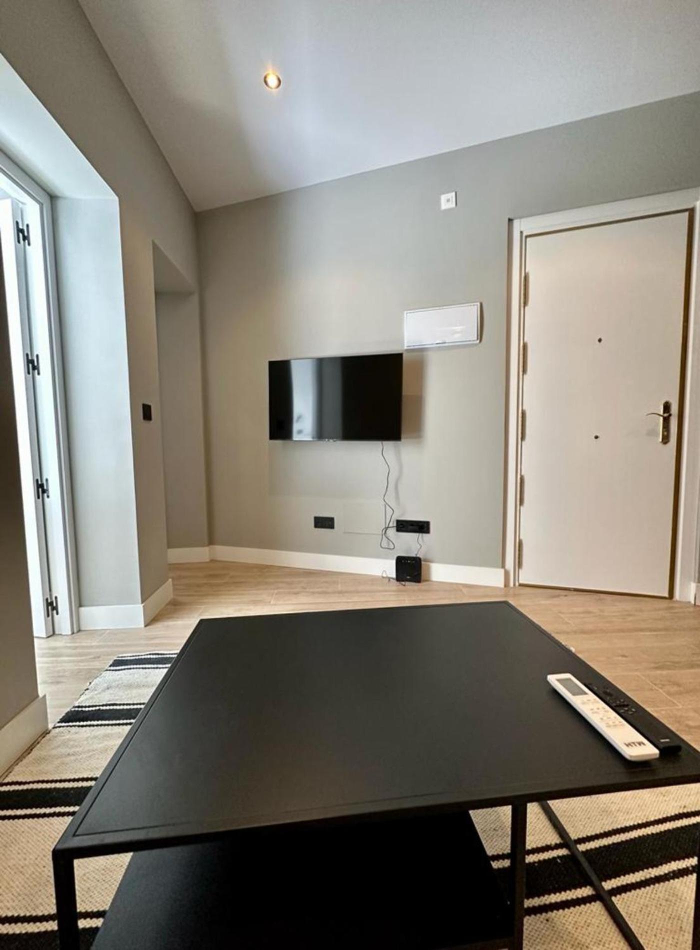 Central Apt De 2Hab Para 5Pax En Calle Silva E2 Madrid Bagian luar foto